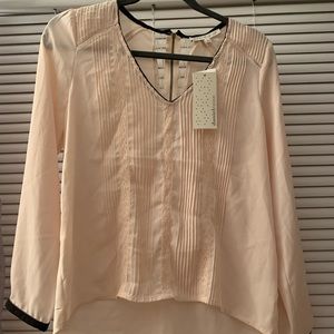 daniel rainn blouse